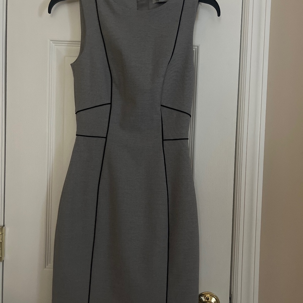 Grey Jr’s Suit
